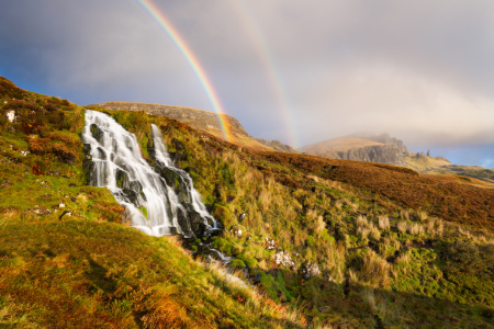 Bild-Nr: 12786789 Wasserfall mit Regenbogen und Old Man of Storr Erstellt von: Daniela Beyer