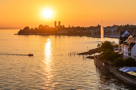 Bild-Nr: 12789549 Friedrichshafen am Bodensee bei Sonnenuntergang Erstellt von: dieterich