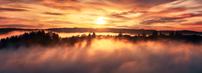 Bild-Nr: 12805021 Dramatischer Sonnenaufgang über Nebel  Erstellt von: Smileus