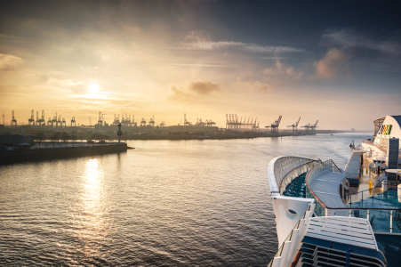 Bild-Nr: 12806399 Hamburger Hafen im Winter Erstellt von: Nordbilder