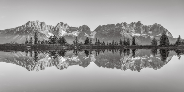 Bild-Nr: 12807876 Wilder Kaiser in Tirol schwarz-weiß Erstellt von: Michael Valjak