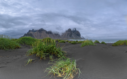 Bild-Nr: 12811081 Vestrahorn in Wolken Erstellt von: HeschFoto