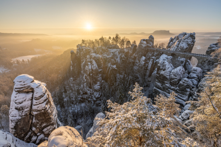 Bild-Nr: 12812139 Bastei bei Sonnenaufgang im Winter Erstellt von: eyetronic