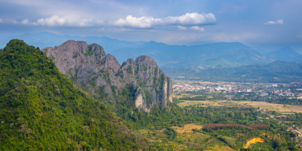 Bild-Nr: 12812442 Karstberge bei Vang Vieng Erstellt von: Walter G. Allgöwer