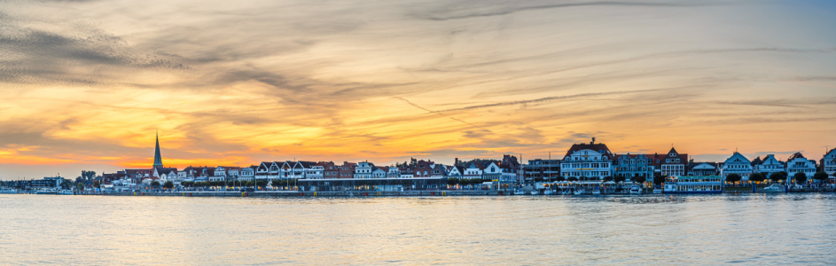 Bild-Nr: 12815628 Travemünde Skyline Erstellt von: Werner Reins