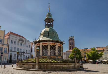 Bild-Nr: 12824054 Wasserkunst Brunnen  Wismar  Erstellt von: Ursula Reins