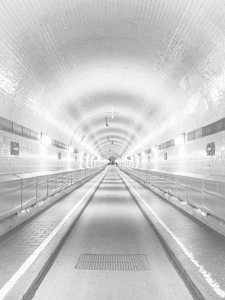 Bild-Nr: 12827291 Alter Elbtunnel in Hamburg - monochrom Erstellt von: dieterich