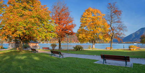 Bild-Nr: 12832605 Promenade Seebad Abwinkl Tegernsee Erstellt von: SusaZoom