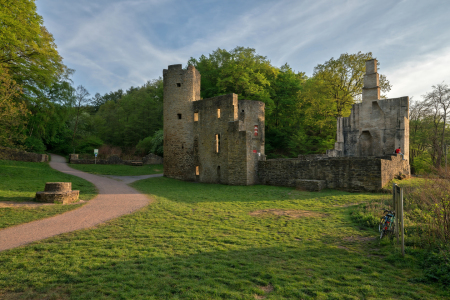 Bild-Nr: 12833932 Burgruine Hardenstein im Ruhrgebiet Erstellt von: volker heide