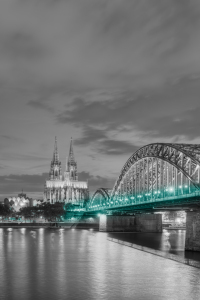 Bild-Nr: 12842825 Kölner Dom am Abend schwarz-weiß Erstellt von: Michael Valjak