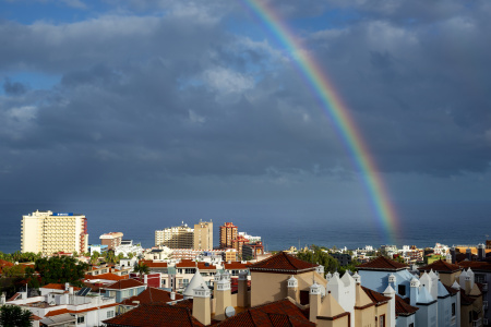 Bild-Nr: 12852897 ein Regenbogen über Puerto de la Cruz Erstellt von: Walter G. Allgöwer