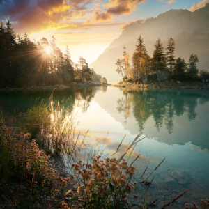 Bild-Nr: 12859672 Idylle am Eibsee bei malerischem Sonnenaufgang Erstellt von: Smileus