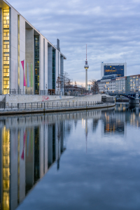 Bild-Nr: 12867851 Fernsehturm Berlin und Spree Erstellt von: eyetronic