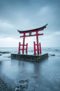 Bild-Nr: 12879789 Rotes Torii am Meer Erstellt von: eyetronic