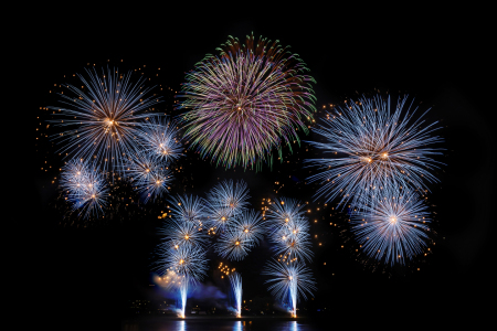 Bild-Nr: 12882847 Feuerwerk - Düsseldorf - Japan-Tag Erstellt von: uh-Photography