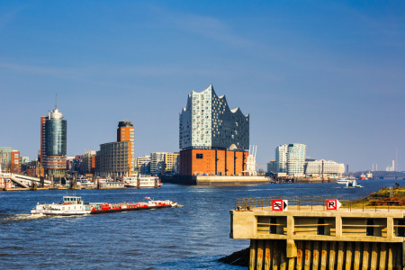 Bild-Nr: 12891843 Quirlige Metropole Hamburg Erstellt von: Ursula Reins