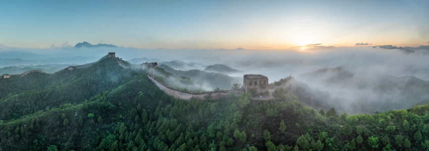 Bild-Nr: 12901026 Chinesische Mauer bei Sonnenaufgang Erstellt von: eyetronic