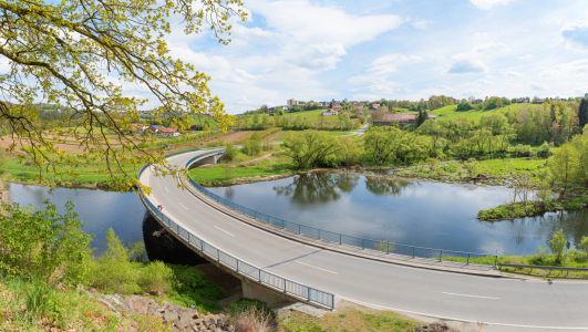 Bild-Nr: 12906872 Brücke über den Schwarzen Regen Niederbayern Erstellt von: SusaZoom