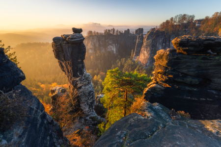 Bild-Nr: 12913858 Sonnenaufgang im Elbsandsteingebirge - Bastei Erstellt von: Daniela Beyer