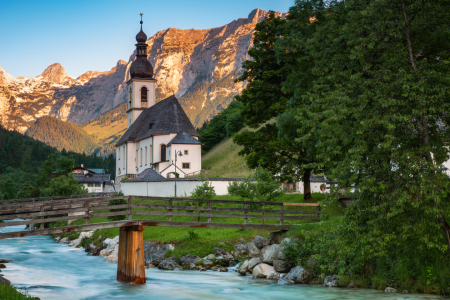 Bild-Nr: 12914033 Kirche vor Bergen in Ramsau - Bayern Erstellt von: Daniela Beyer