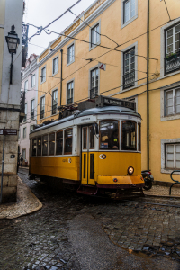 Bild-Nr: 12914593 Tram in Lissabon Erstellt von: DirkR