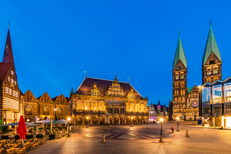 Bild-Nr: 12918896 Marktplatz mit Rathaus und Dom in Bremen bei Nacht Erstellt von: dieterich
