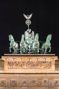 Bild-Nr: 12922863 Quadriga auf Brandenburger Tor in Berlin bei Nacht Erstellt von: Martin Martin Wasilewski