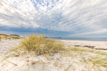 Bild-Nr: 12927760 Kleine Wanderdüne am Strand Erstellt von: Ursula Reins