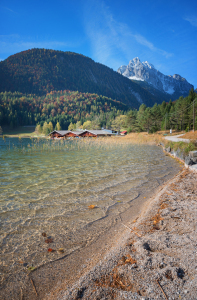 Bild-Nr: 12929182 Lautersee Mittenwald mit Bootshütten Erstellt von: SusaZoom