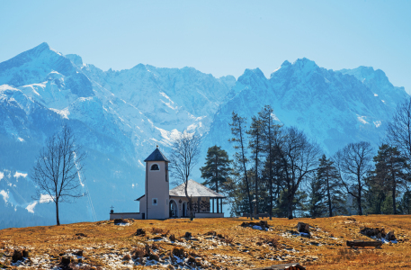 Bild-Nr: 12930506 Bergkapelle am Kramerhöhenweg Garmisch Erstellt von: SusaZoom