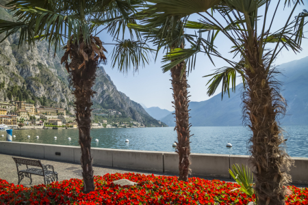 Bild-Nr: 12935218 GARDASEE Prächtige Uferpromenade Limone sul Garda Erstellt von: Melanie Viola