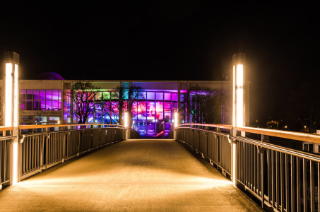 Bild-Nr: 12936747 Travebrücke zur MUK Erstellt von: Ursula Reins