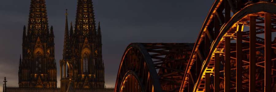 Bild-Nr: 12938916 Goldene Stunde zwischen Dom und Rhein Erstellt von: Walter G. Allgöwer