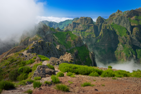 Bild-Nr: 12017125 Wanderweg in den Bergen Erstellt von: Dennis Gross
