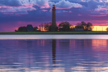 Bild-Nr: 12119745 Fehmarn Leuchtturm Flügge zum Sonnenuntergang Erstellt von: Jean Claude Castor