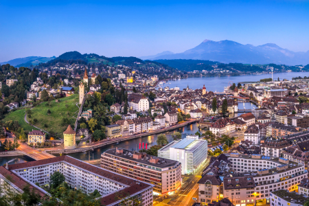 Bild-Nr: 12235934 Luzern Stadtansicht am Abend Erstellt von: eyetronic
