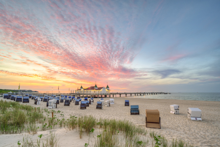 Bild-Nr: 12607818 Seebrücke Ahlbeck auf Usedom bei Sonnenuntergang Erstellt von: Michael Valjak