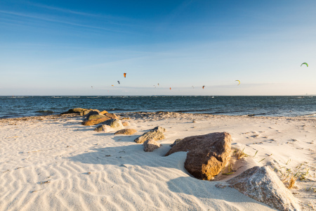 Bild-Nr: 12720321 Mit dem Wind  fliegen   Erstellt von: Ursula Reins