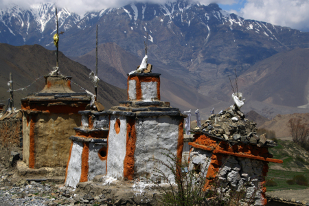 Bild-Nr: 12725070 Chörten im alten Königsreich Mustang Erstellt von: Gerhard Albicker
