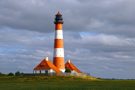 Bild-Nr: 12738244 Leuchtturm Erstellt von: Gerhard Albicker