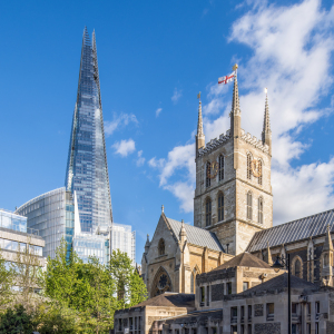 Bild-Nr: 12748305 Kathedrale von Southwark und The Shard in London Erstellt von: eyetronic