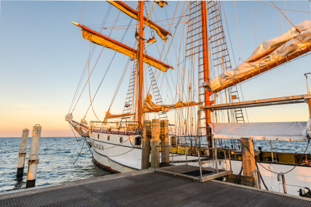 Bild-Nr: 12756643 Loth Lorien in Grömitz an der Pier Erstellt von: Ursula Reins