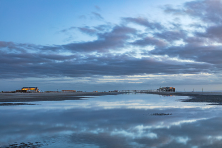 Bild-Nr: 12761231 Wolkenspiegelung in der Nordsee Erstellt von: Ursula Reins