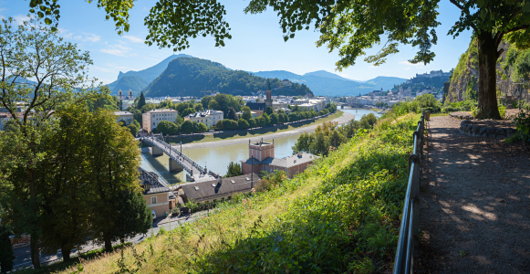 Bild-Nr: 12788218 Aussichtsplatz am Mönchsberg Salzburg Erstellt von: SusaZoom
