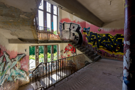 Bild-Nr: 12832486 Trepp auf Trepp ab Erstellt von: yammay