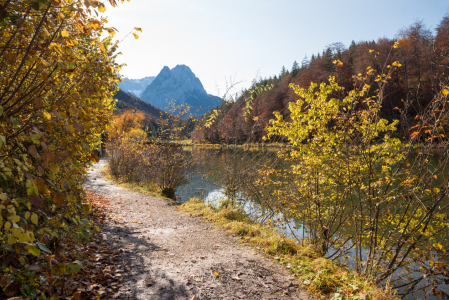 Bild-Nr: 12843959 Rundweg Riessersee im Herbst Erstellt von: SusaZoom