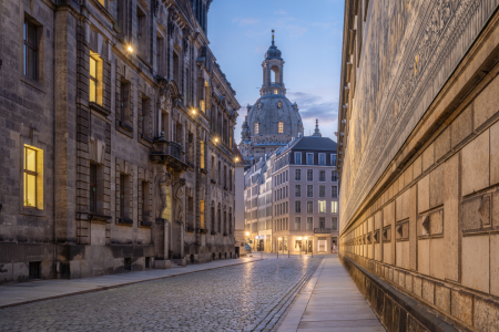 Bild-Nr: 12887459 Fürstenzug und Frauenkirche in Dresden Erstellt von: eyetronic
