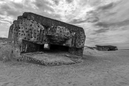 Bild-Nr: 12889616 verlassene Bunker am Strand Erstellt von: volker heide