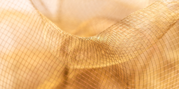 Bild-Nr: 12898200  Goldenes Netzgewebe mit Falten und Struktur Erstellt von: Sandra Höfer