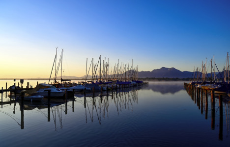 Bild-Nr: 12906483 Der Chiemsee im Morgenlicht Erstellt von: Joachim Hertwig